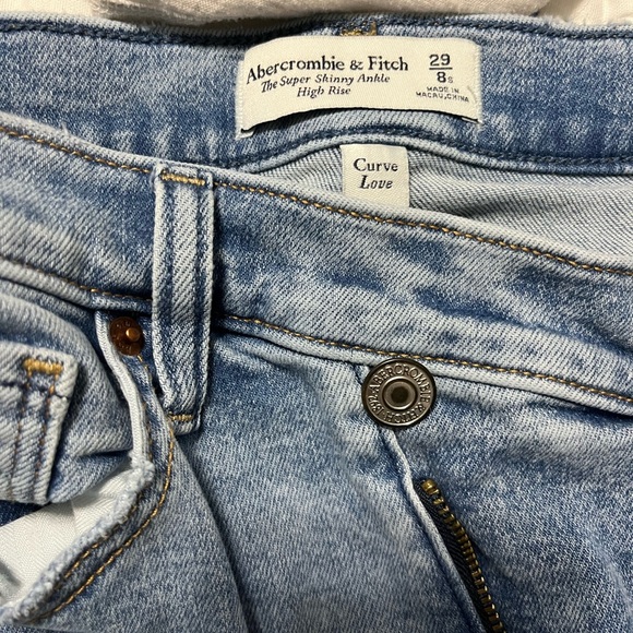 Abercrombie and Fitch criss cross jeans super skinny high rise 29 8s curve love - Picture 2 of 5